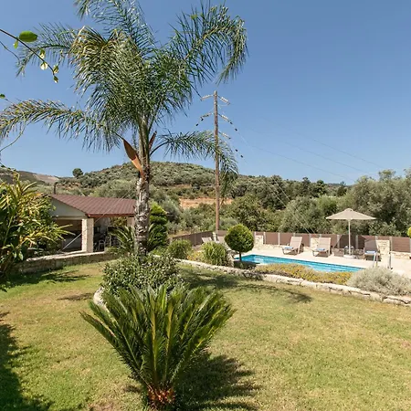 Villa Neaira *